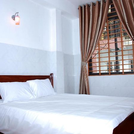 5H Homestay Hue Exterior photo